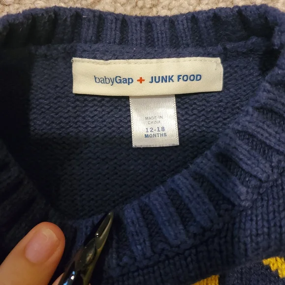 Baby Gap Kids Navy Batman Sweater - Picture 3 of 3